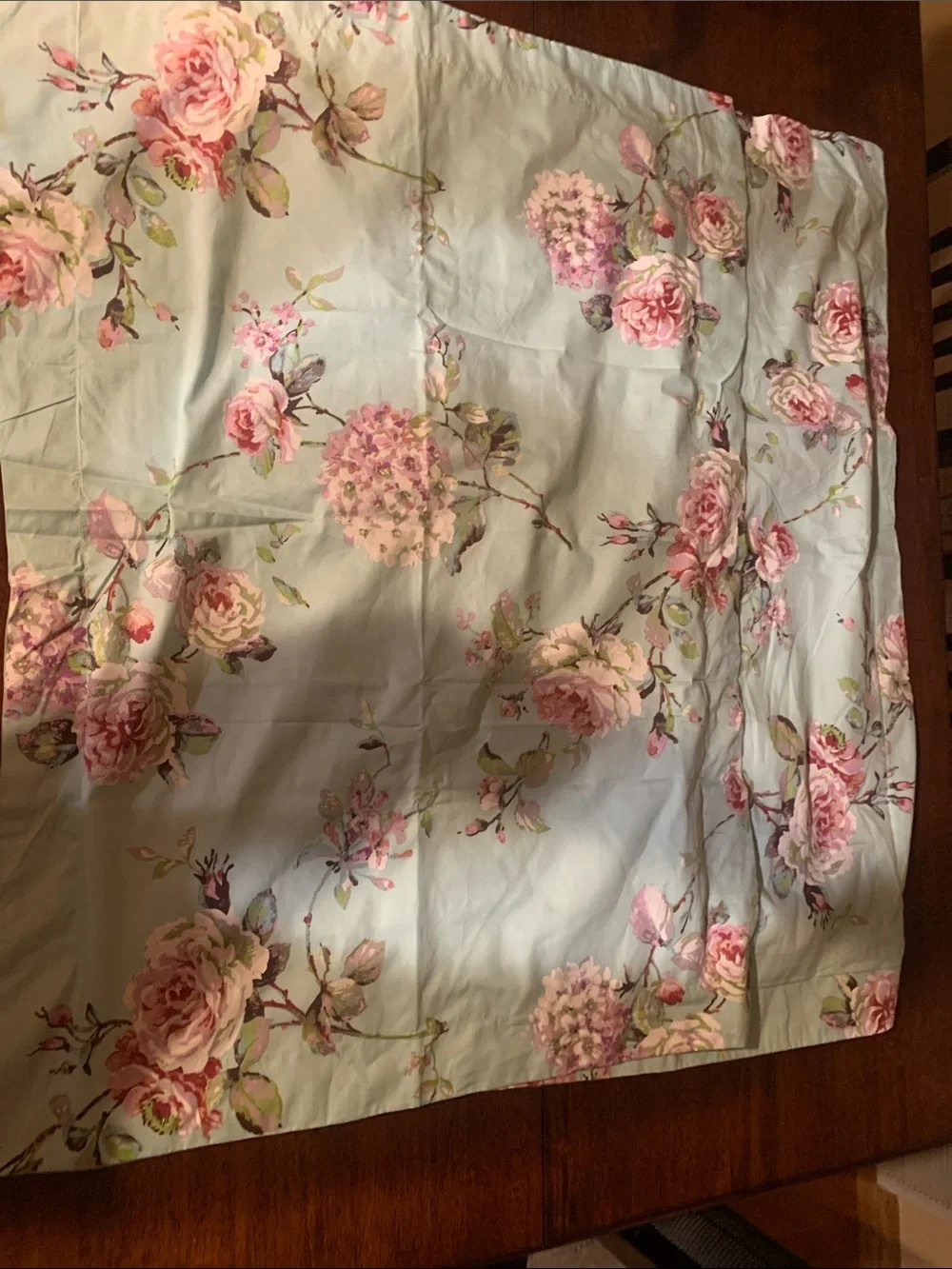 Rand new 100% cotton queen size gorgeous two pillow cases, must have !